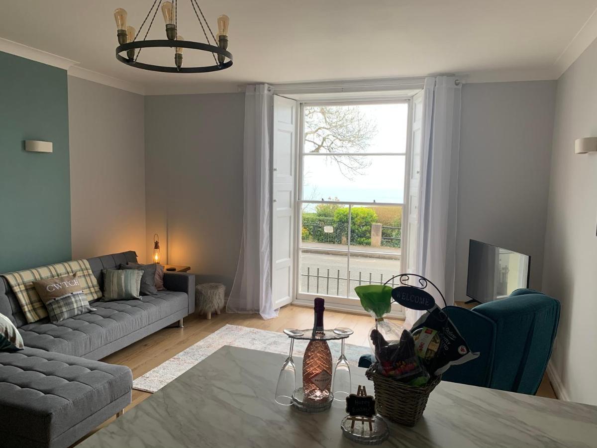 Beautiful Flat With Harbour Views Tenby Ngoại thất bức ảnh