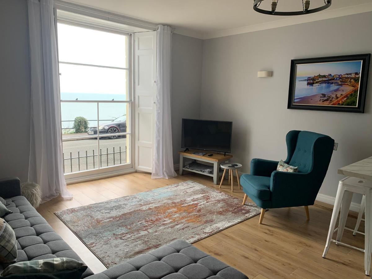 Beautiful Flat With Harbour Views Tenby Ngoại thất bức ảnh