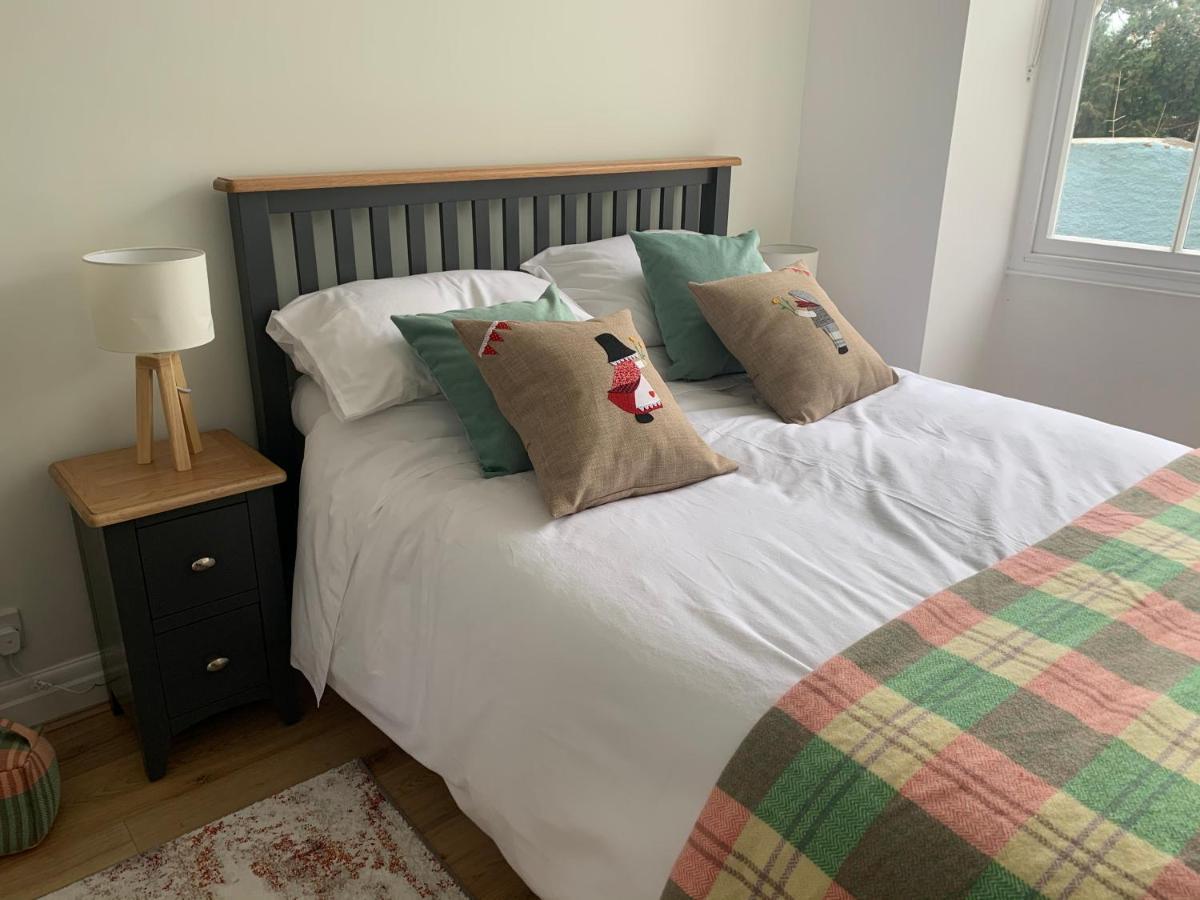 Beautiful Flat With Harbour Views Tenby Ngoại thất bức ảnh
